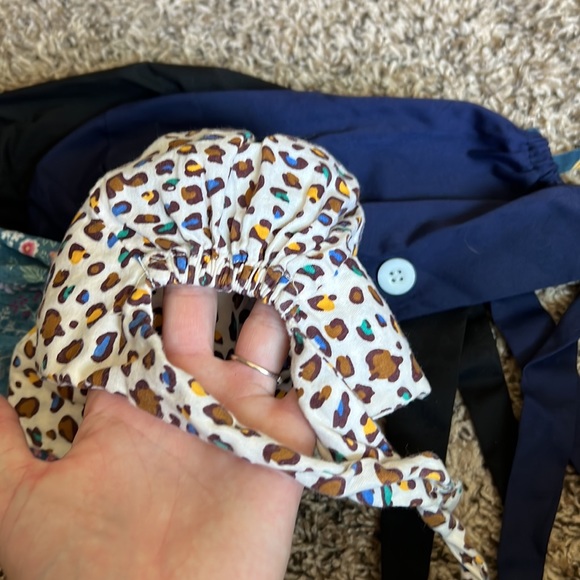 Caps - Picture 2 of 3